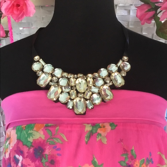 Jewelry - 💖🌸 Crystal Bib Ribbon Necklace Rhinestone Acrylic Resin Statement  NEW 🌸💖